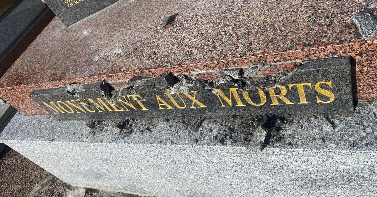 Inauguré en 2021, le monument aux morts de RivièrePilote a été vandalisé